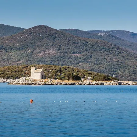 2 Bedroom Amazing In קלק